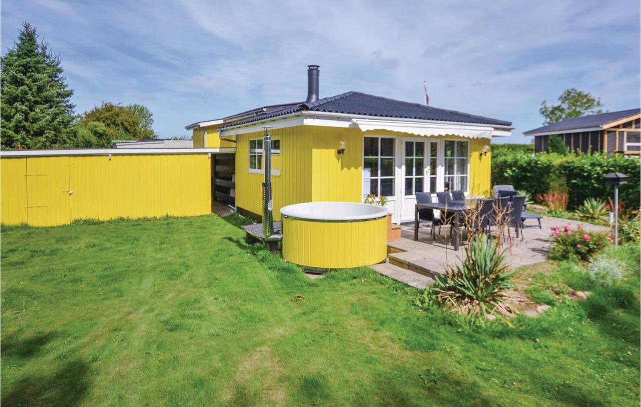 2 Bedroom Pet Friendly Home In Broager エクステリア 写真